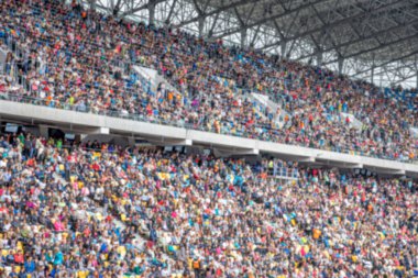 Lviv, Ukrayna - 20 Haziran 2015: Lviv-Arena stadyumundaki seyirciler.