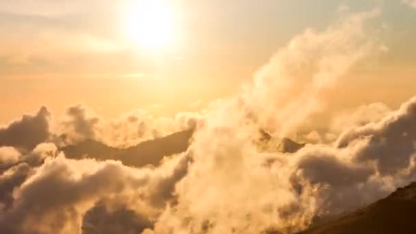Tijdschema Zonsondergang Bergen Wolken Zomerdag — Stockvideo
