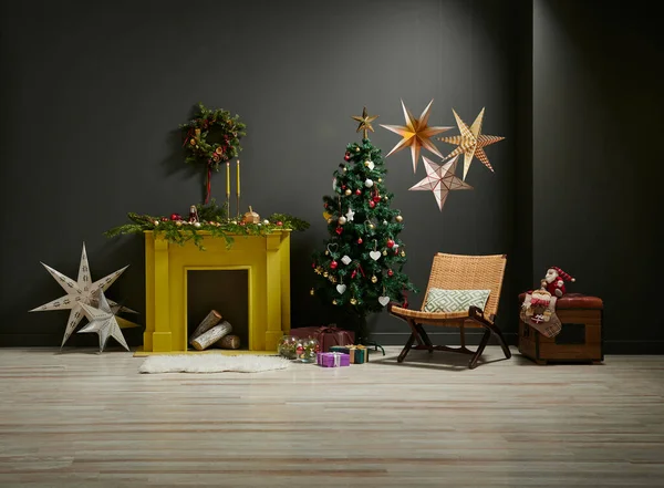 Weihnachten Silvester Stil Grauen Raum Mit Gelbem Kamin Stuhl Geschenkbox — Stockfoto