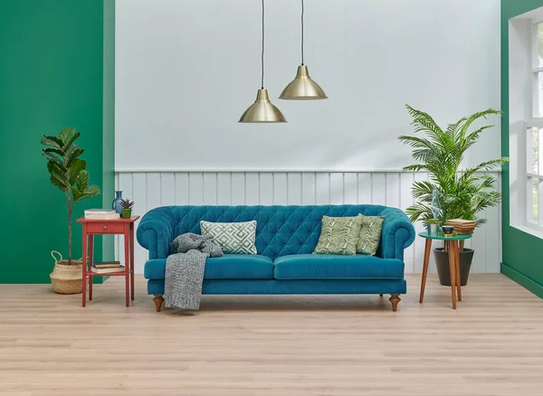 Moderna Decoração Casa Parede Mobiliário Detalhe Sofá Azul Travesseiro Tapete — Fotografia de Stock