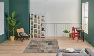 Beyaz ve yeşil duvar arkaplan odası, kitaplık, bitki ve halı parke dekorasyonu vazosu, iç mimari tarzı..