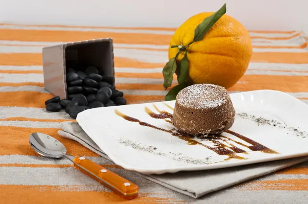 Flan de chocolate con naranja y regaliz — Foto de Stock