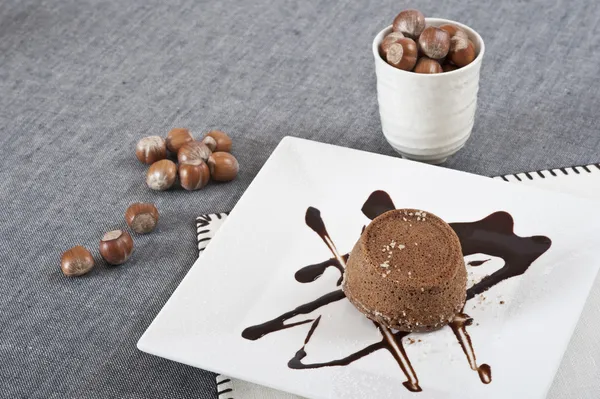 Flan de chocolate con avellanas — Foto de Stock