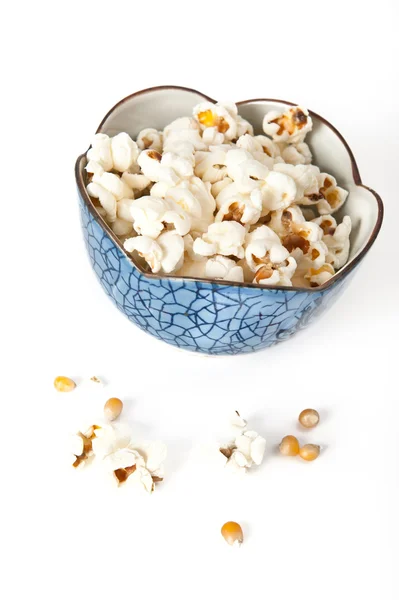 Popcorn v misce — Stock fotografie