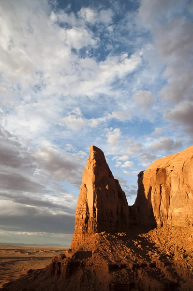 Driving on the road of Monument Valley, arizona, USA — Stock Photo, Image