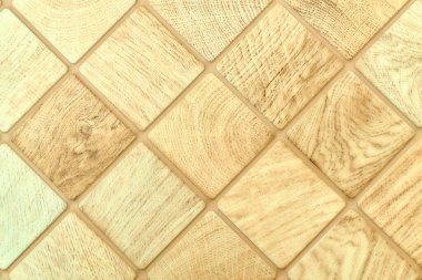 Çatı kaplamak için kullanılan ince dikdörtgen kil, beton ya da diğer malzemeler. Metin yazıtları işaretleri için bulanık sarı tahta karolar