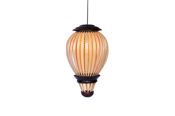 Dřevěné závěsné lampy, samostatný — Stock fotografie