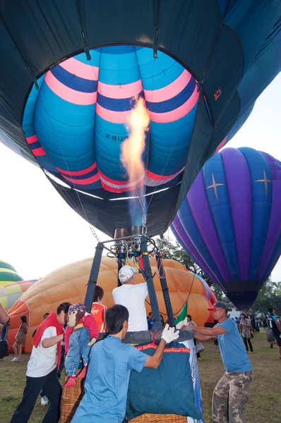 Globo de aire caliente —  Fotos de Stock