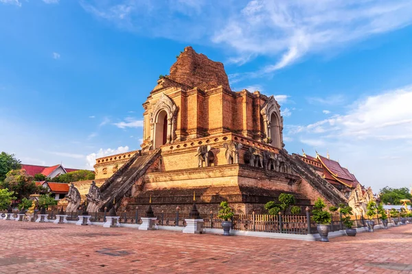 Chedi Luang Varavihara Храм Древней Большой Пагоды 700 Лет Чиангмай — стоковое фото