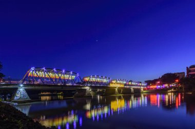 Tayland 'daki Chiang Mai Loy Krathong Festivali' nde fenerler süslendi.