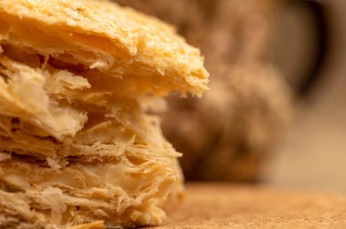 Tereyağlı katman kek, yakın plan, seçici odaklanma