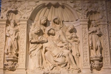 Burgos, Castilla, İspanya 'nın iç katedrali, mimari, heykel ve sunak detayları.