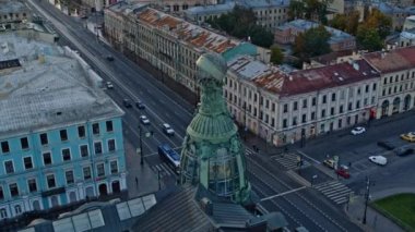 Nevsky Bulvarı, şehrin ana caddesi. Saint Petersburg hava manzarası