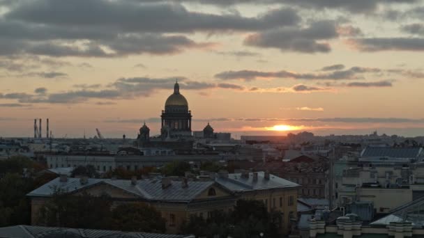 Sankt Petersburg Dachy Widok Góry Piękny Zachód Słońca Horyzoncie Białe — Wideo stockowe