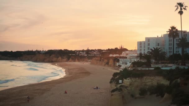 Armacao Pera Algarve Portugalsko Krásný Výhled Atlantský Oceán Při Večerním — Stock video
