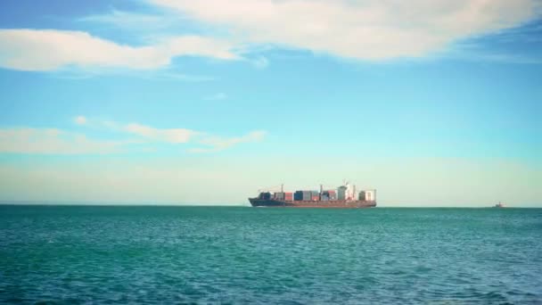 Portugal Lisbon June 2022 Cargo Ship Cargo Container Factory Harbor — Vídeo de Stock