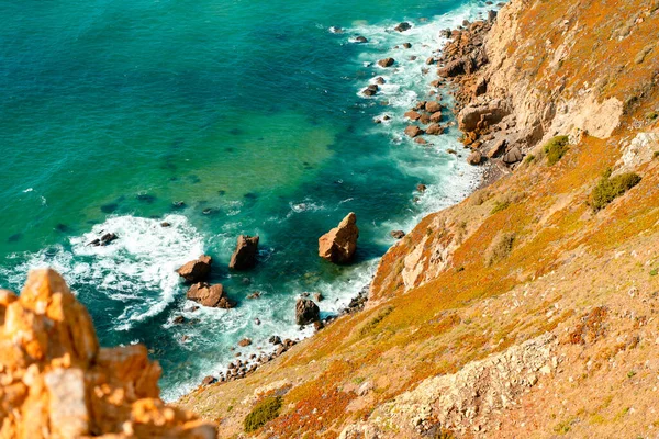 Uçurumla Atlantik Okyanusu Manzarası Portekiz Deki Atlantik Kıyısı Manzarası Cabo — Stok fotoğraf
