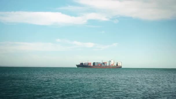 Portugal Lisbon June 2022 Cargo Ship Cargo Container Factory Harbor — ストック動画