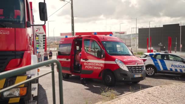 Portugal Odivelas September 2022 Team Ems Paramedics Ambulance Vehicle Help — Αρχείο Βίντεο