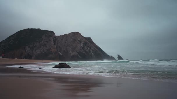 Ocean Wild Beach Stormy Weather Dusk Time Praia Adraga Sandy — стокове відео