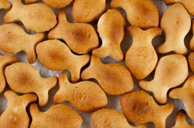 Balık şeklinde tuzlanmış kraker..