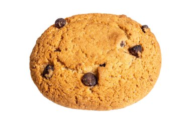 Beyaz arka plan üzerinde izole çikolata parçaları ile yulaf ezmeli kurabiye