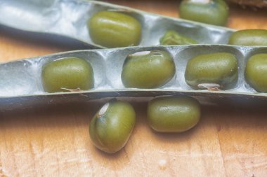 Yeşil fasulyelerin yakın çekimi. 