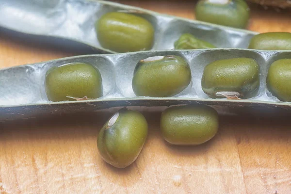 Yeşil fasulyelerin yakın çekimi. 