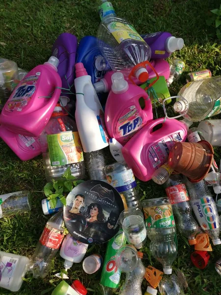 Perak Malasia Diciembre 2021 Varios Tipos Tamaños Botellas Plástico Usado —  Fotos de Stock
