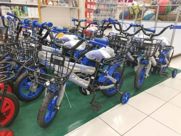 Perak Malesia Dicembre 2021 Molti Tipi Bambini Adolescenti Nuova Bicicletta — Foto Stock