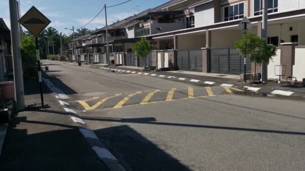 Morning Outdoor Scene Symmetrical Row Building — 图库视频影像