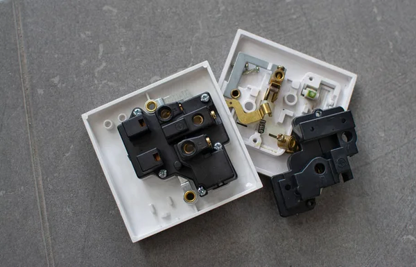 Three Pin Wall Socket Switched Plug — Stock Photo, Image