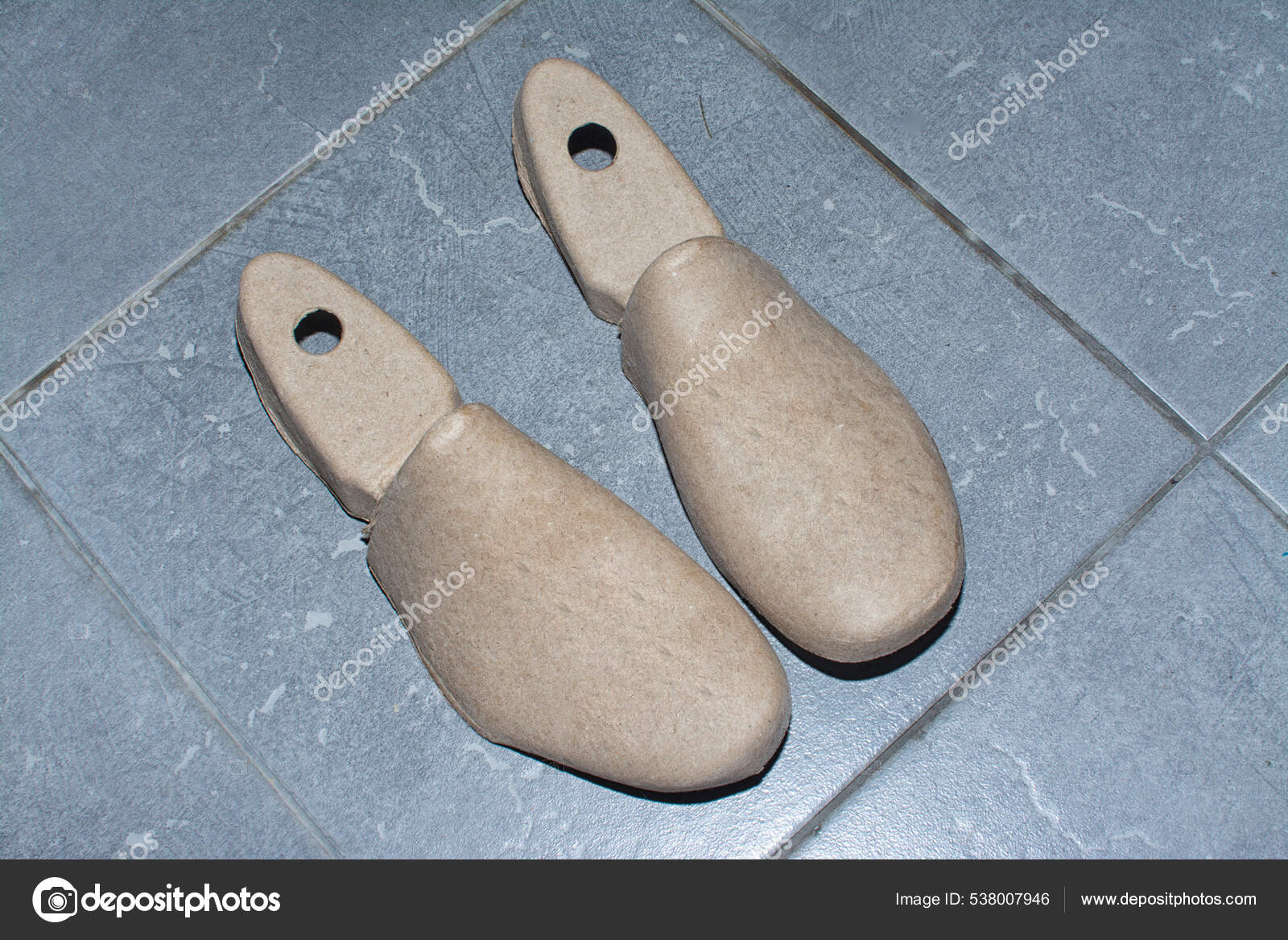 Cardboard Shoe Tree Insert Accessory Stock Photo sweemingyoung 538007946