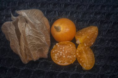 Olgun bektaşi üzümü pelerininin yakın çekimi..