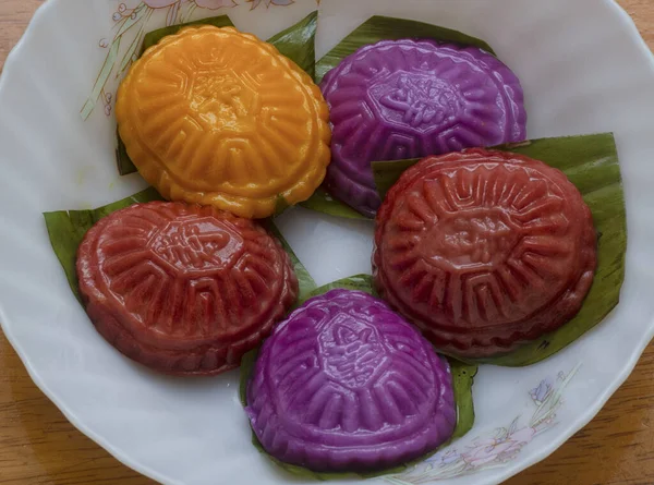 Farbige Schildkrötenkuchen Mit Einem Mandarinenwort Auf Der Tortenoberfläche Das Langlebigkeit — Stockfoto