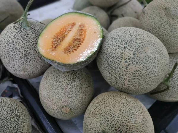 Hromada Čerstvého Cucumis Melo Ovoce — Stock fotografie