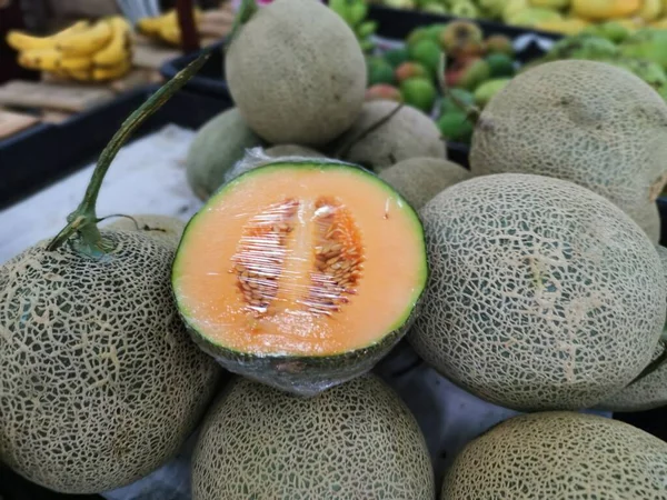 Hromada Čerstvého Cucumis Melo Ovoce — Stock fotografie