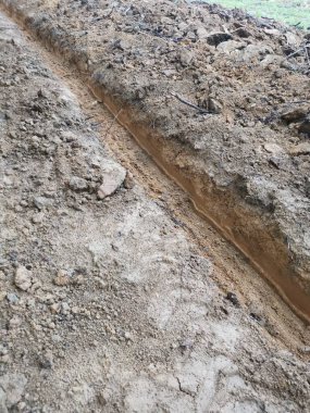 Çiftlikteki tarlaların olduğu yer..