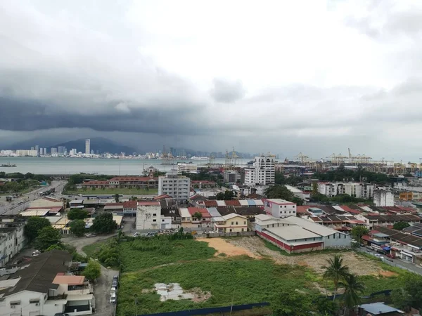 Cityscape View Distance Waterfront — Stok fotoğraf