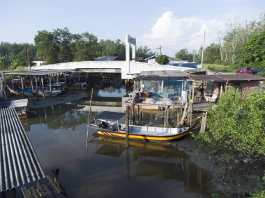 Köyün balıkçı limanı çevresindeki hava manzarası.