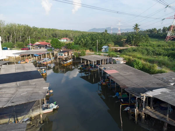 Köyün Balıkçı Limanı Çevresindeki Hava Manzarası — Stok fotoğraf