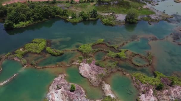 Aerial Scene Granite Hill Looking Abandoned Mine Ponds — Wideo stockowe