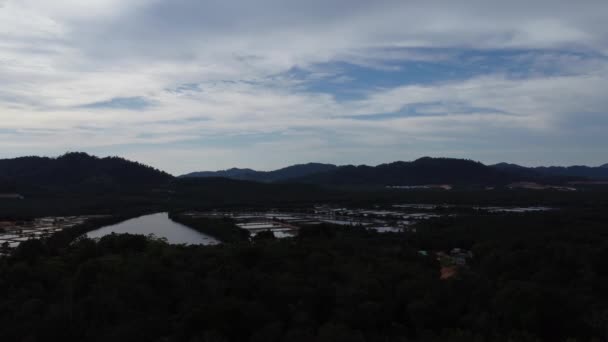 Filmagens Aéreas Cena Colina Estéril Torno Baixa Vizinhança Terrestre — Vídeo de Stock