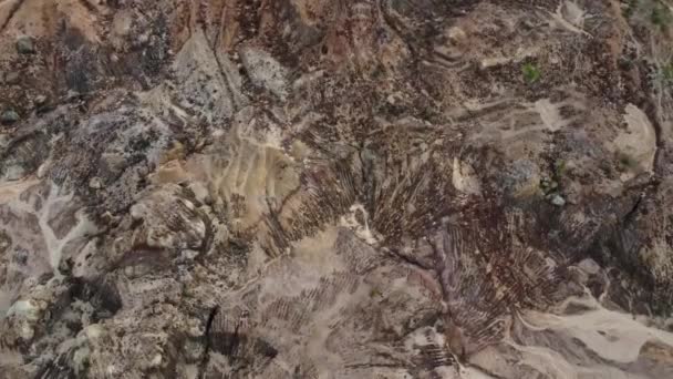 Letecké Krajinné Záběry Eroze Půdy Důsledku Odlesňování Těžby Půdy — Stock video