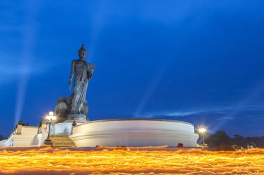 Wi-sa-ka-BÜ-cha - Tayland en dini günlerde
