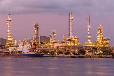 alacakaranlık petrol rafinerisi kargo ile