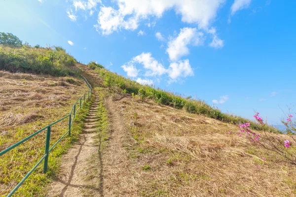 Dalla destinazione alla vista dall'alto della montagna — Foto Stock