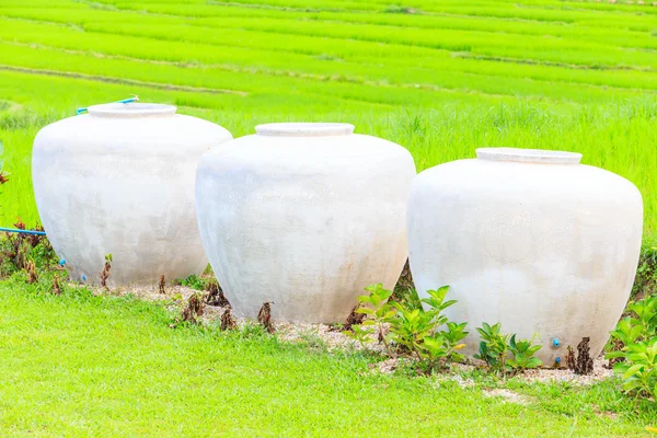Słoik wody do picia z Tajlandii — Zdjęcie stockowe