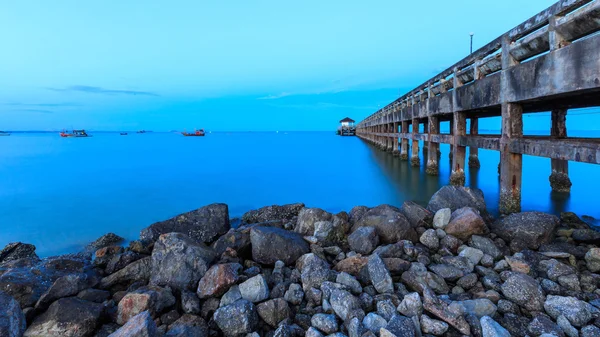 Nära bryggan chumphon thailand — Stockfoto