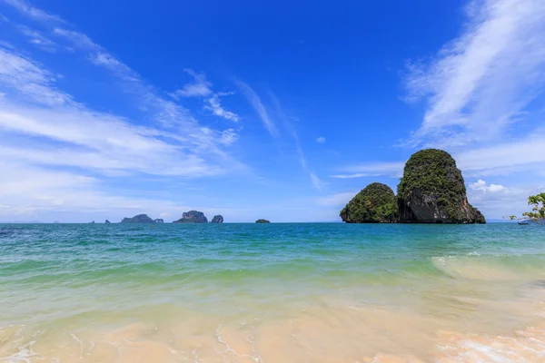 Cielo blu ferrovia krabi — Foto Stock